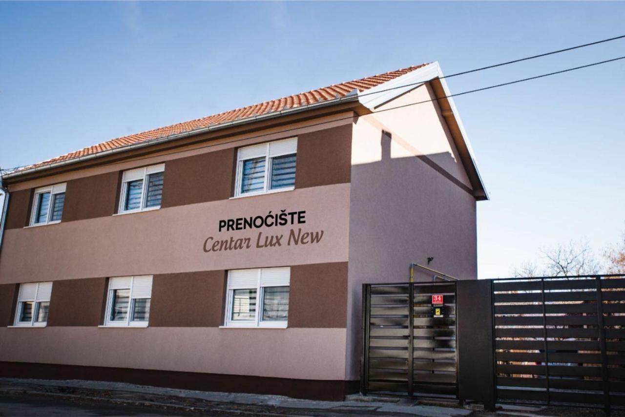 Apartmani Centar Lux New Zrenjanin Exteriér fotografie