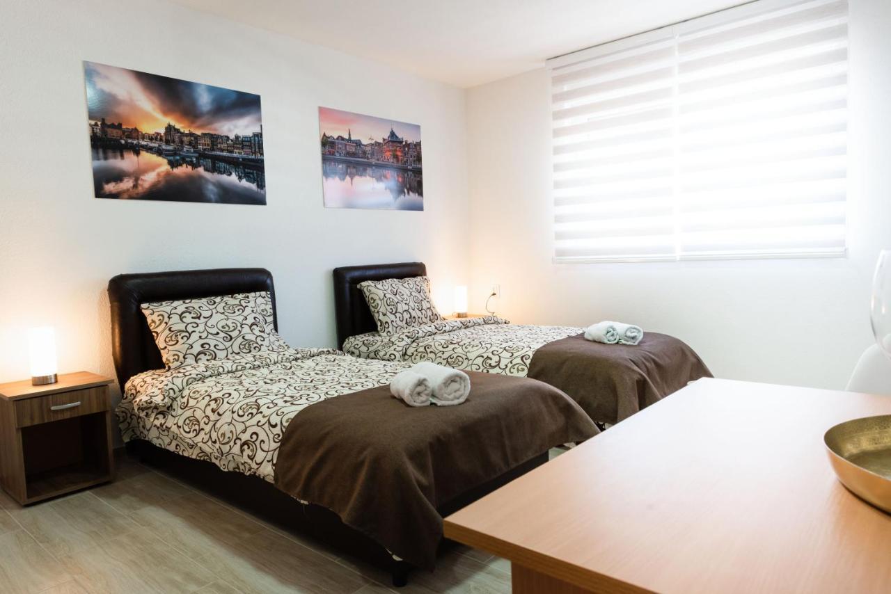 Apartmani Centar Lux New Zrenjanin Exteriér fotografie